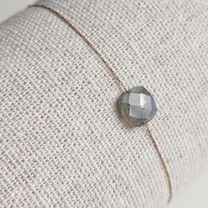 Gold Tone Labradorite Bracelet Iridescent Faceted Stone Dainty Star Charm Gray